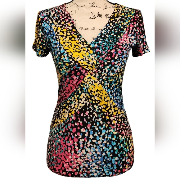 Cable & Gauge Twist V-neck Blouse - Picture 1 of 3